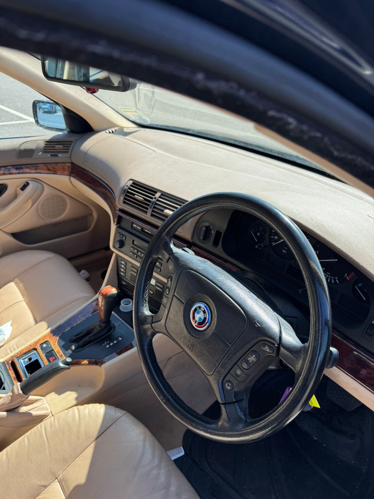 BMW 523 2000