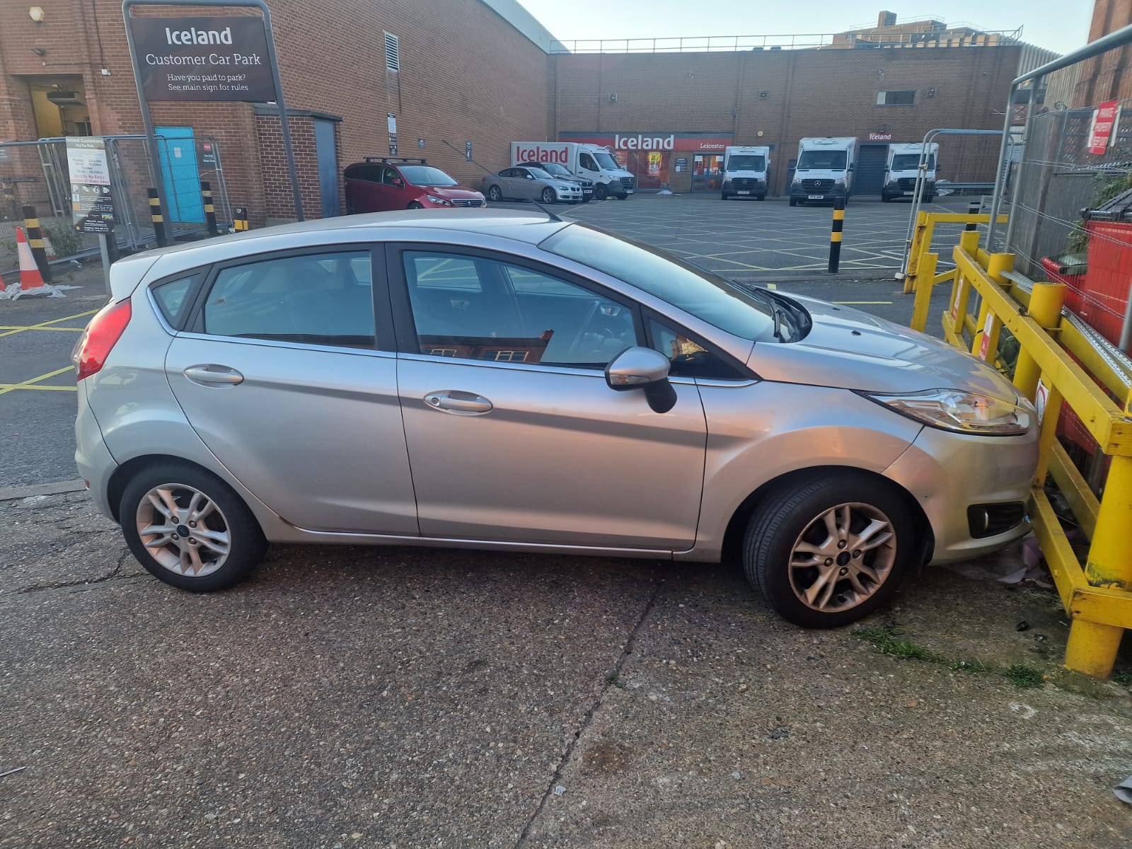 FORD FIESTA 2015