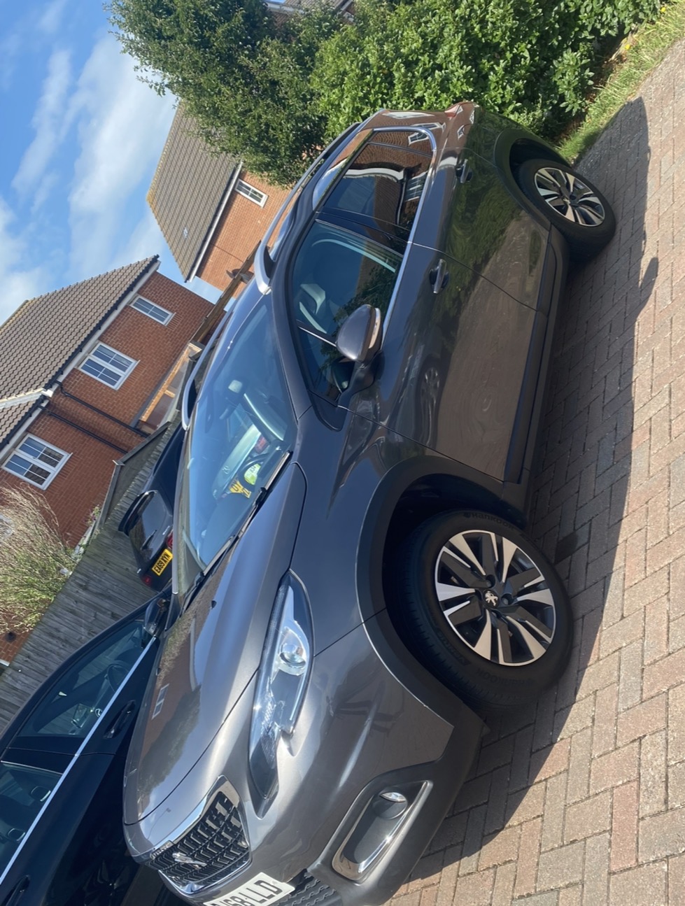 PEUGEOT 2008 2019