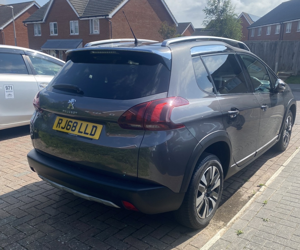 PEUGEOT 2008 2019