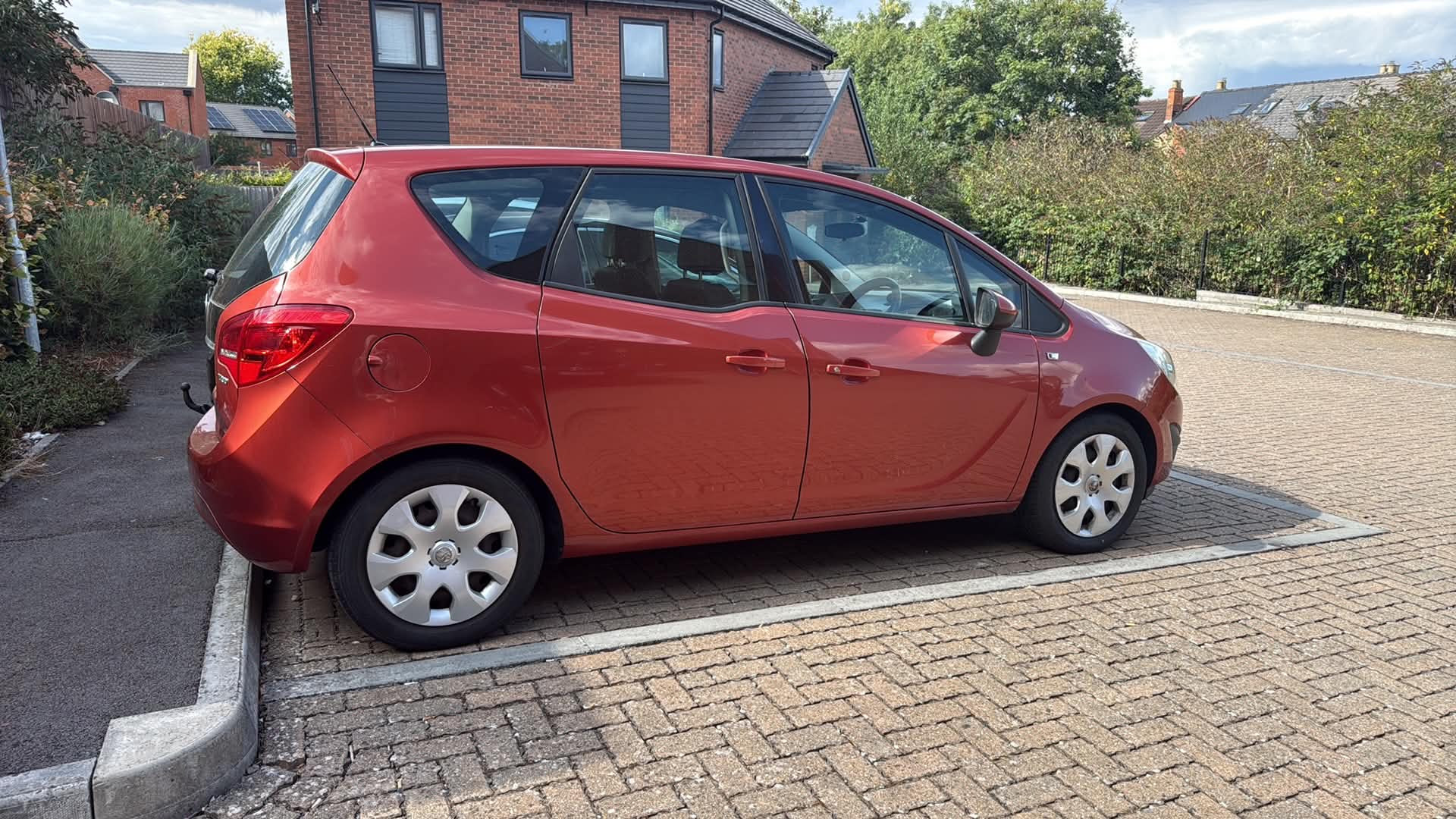 VAUXHALL MERIVA 2012