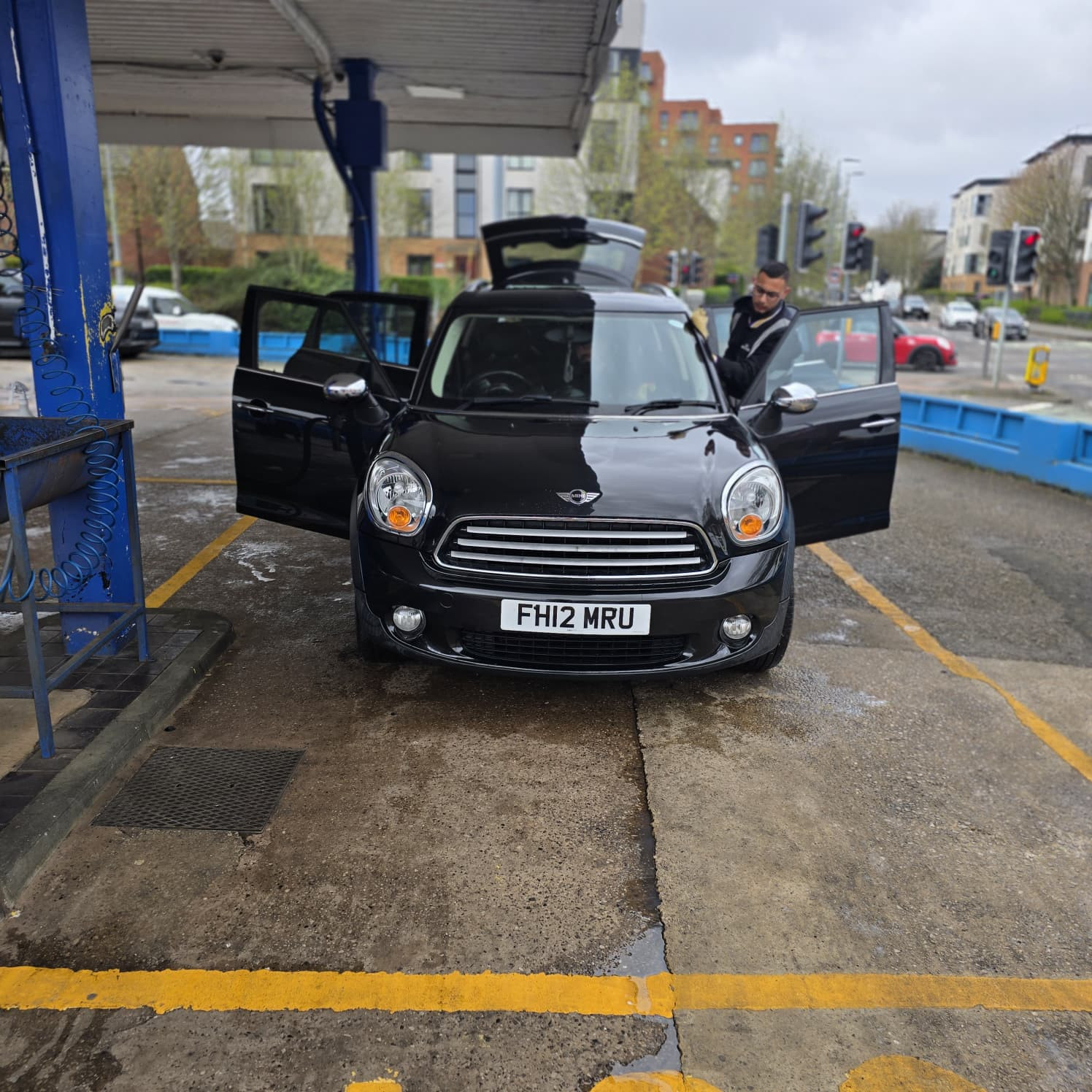 2012 MINI COUNTRY MAN