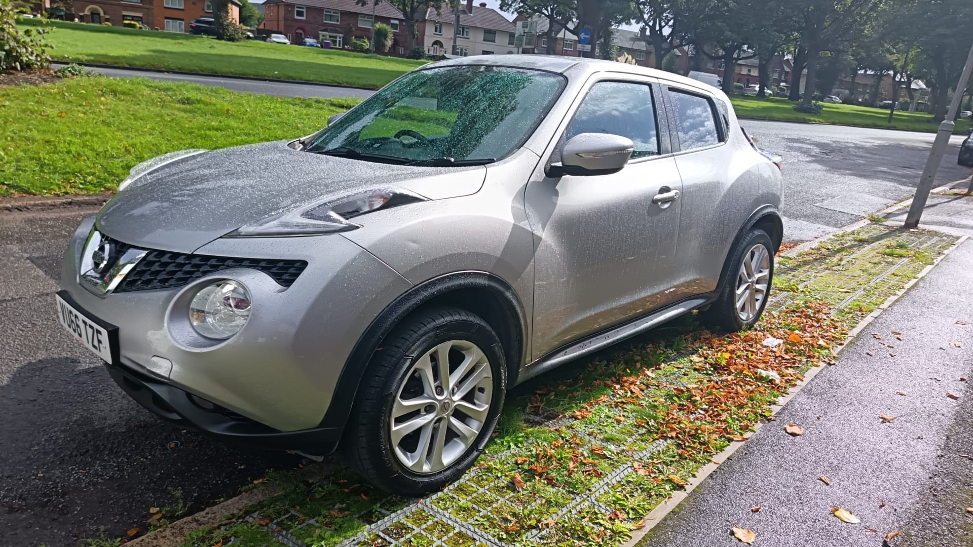 NISSAN JUKE 2016