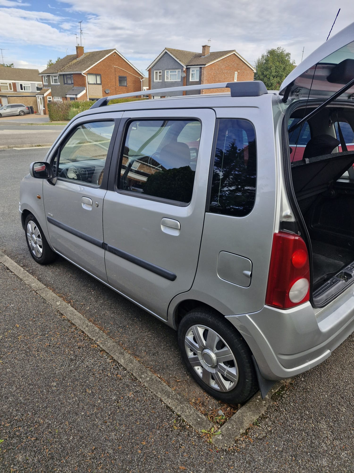 VAUXHALL AGILA 2005