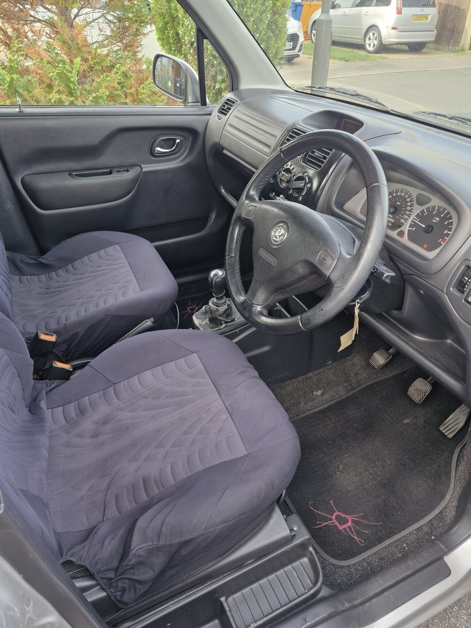 VAUXHALL AGILA 2005