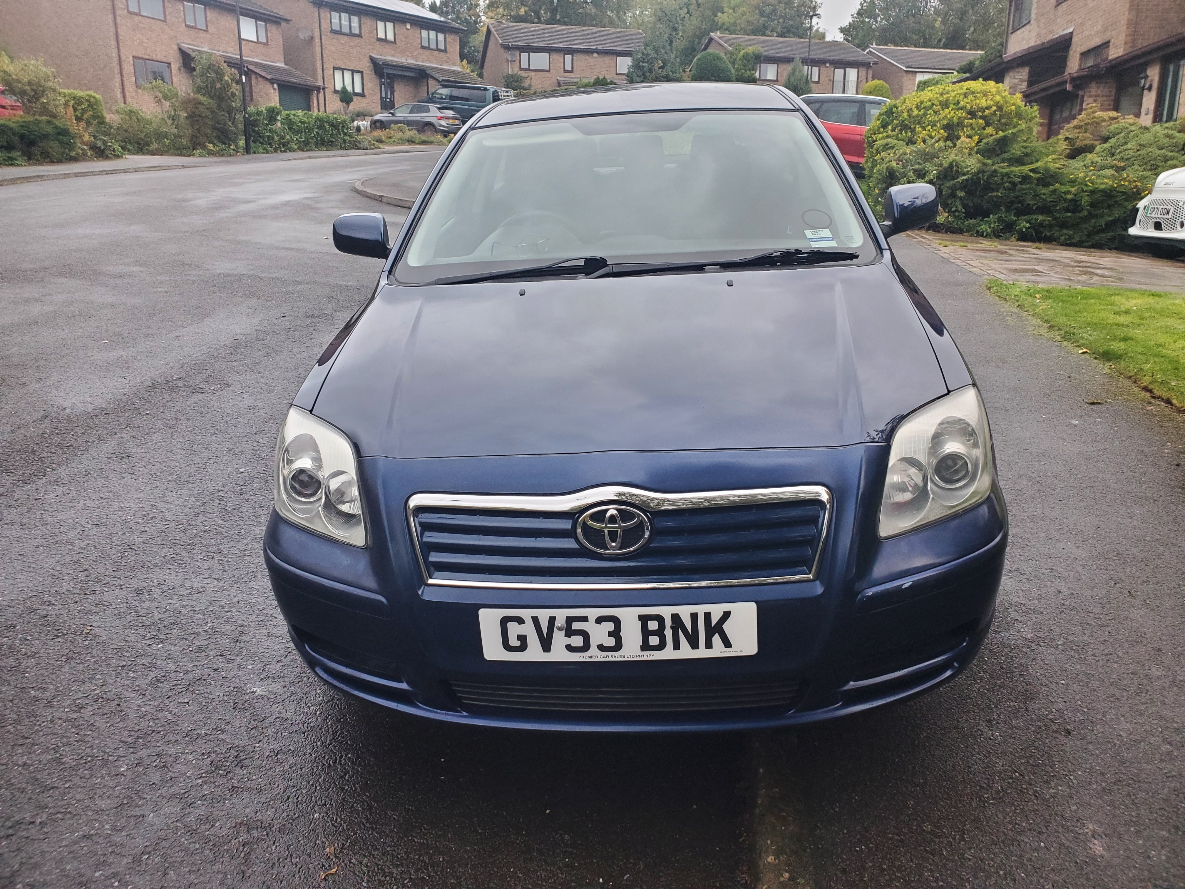 TOYOTA AVENSIS 2003