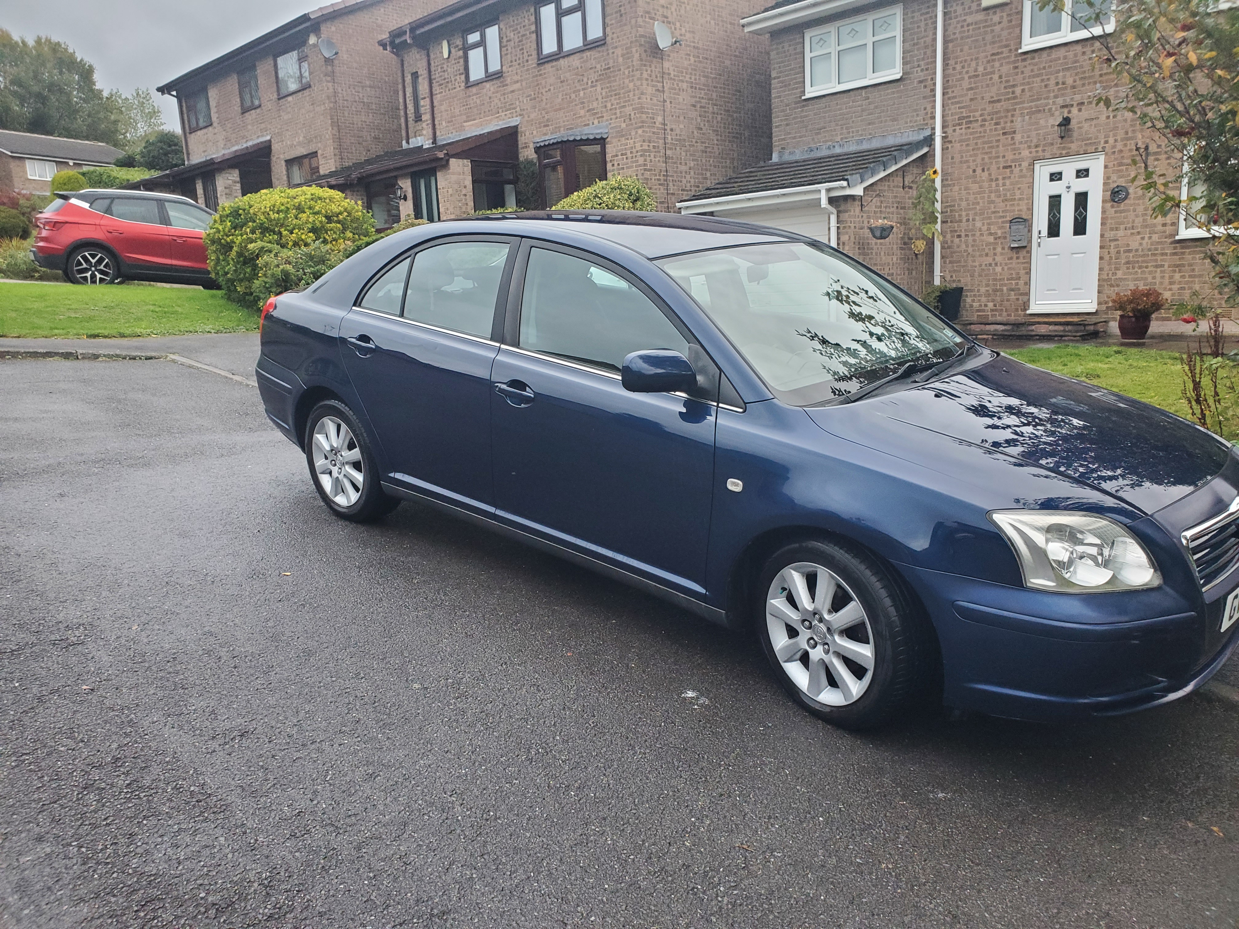 2003 TOYOTA AVENSIS